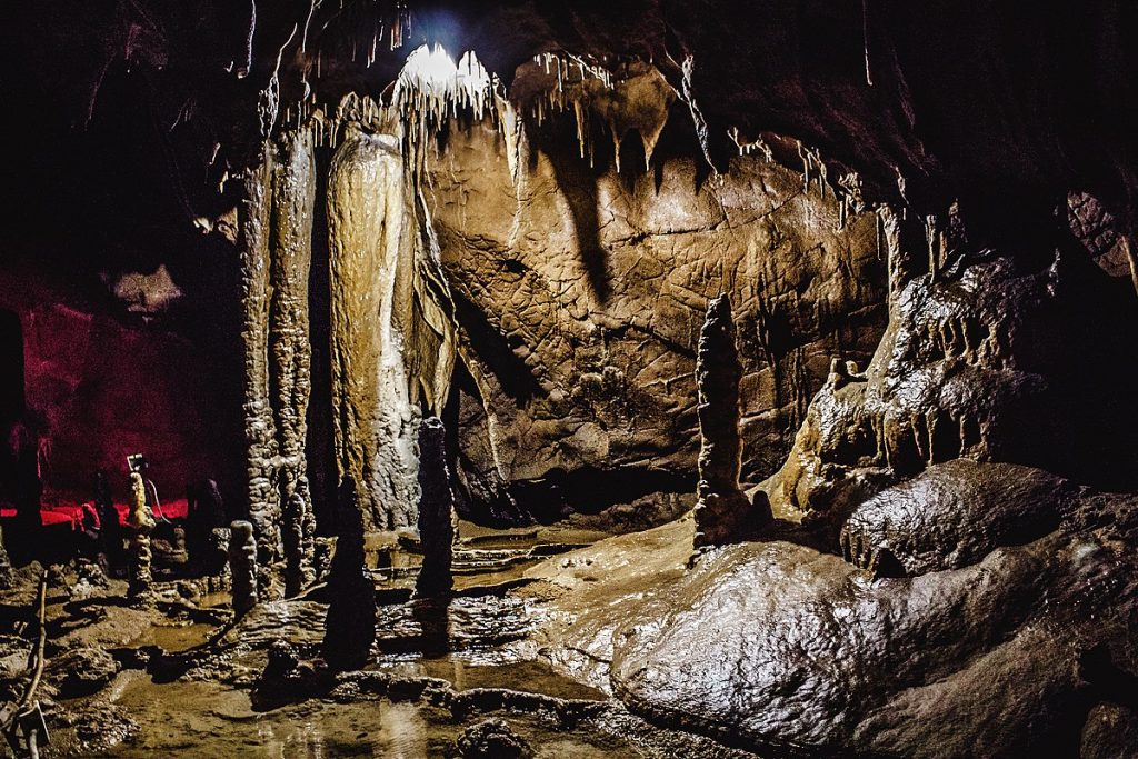Orlovaca cave | Pećina Orlovača | Pale